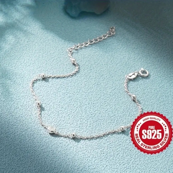 Silver Bezel Shape Bracelet - Picture 3 of 4